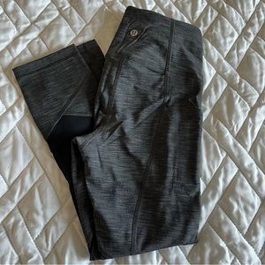 Lululemon size 2 pocket leggings in heather gray